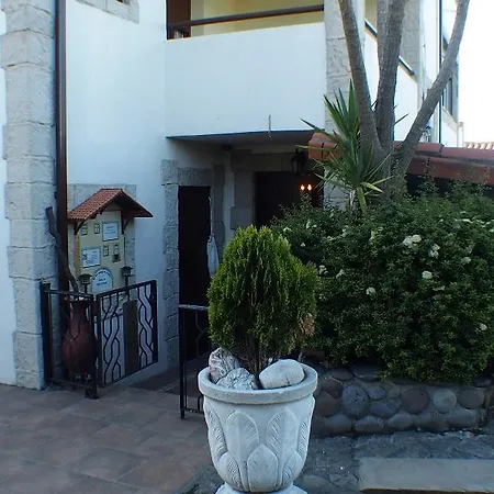 Отель Arboliz 3*