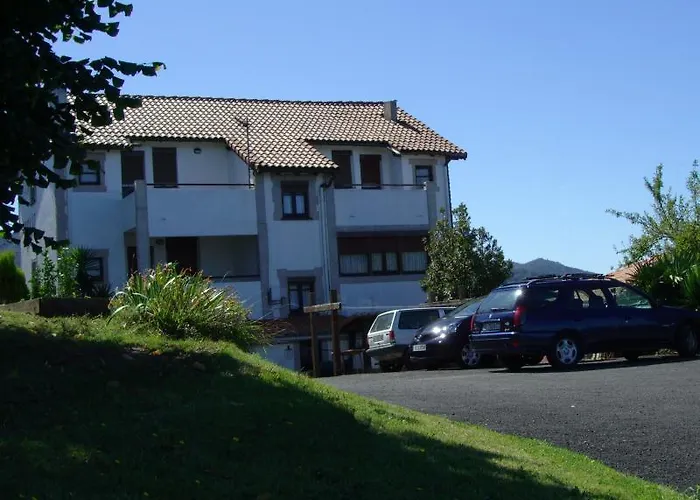 Arboliz Hotel Ibarrangelu